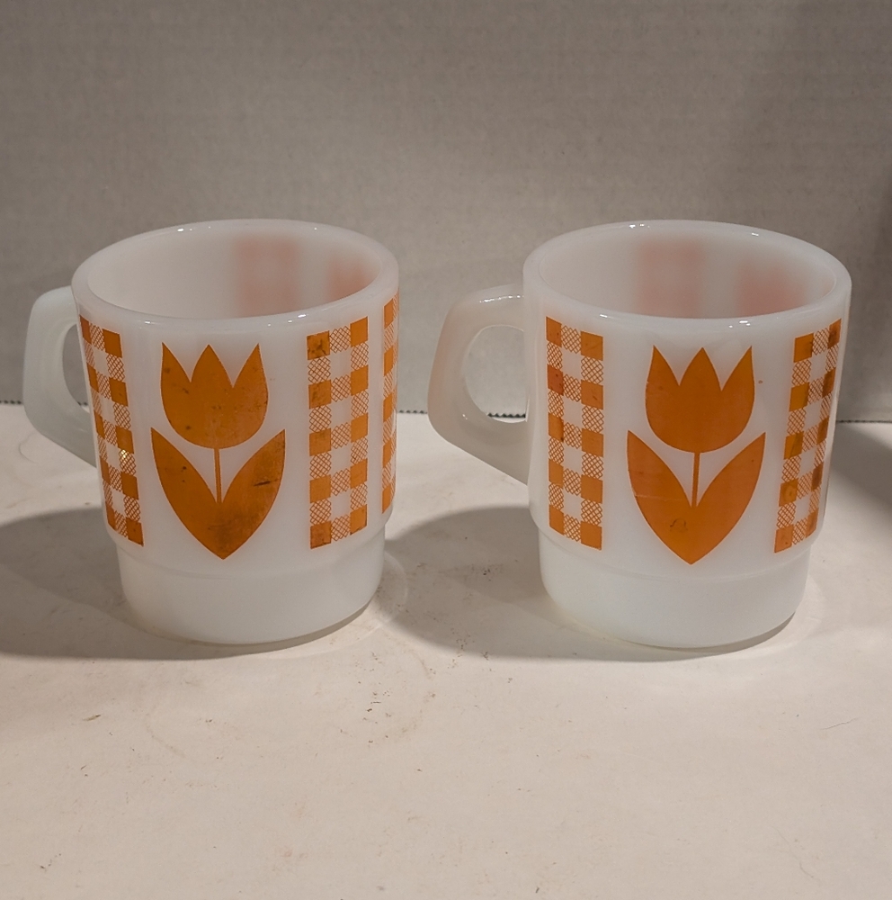 2 Vintage Termocrisa Orange tulip and Gingham mug stackable cups.